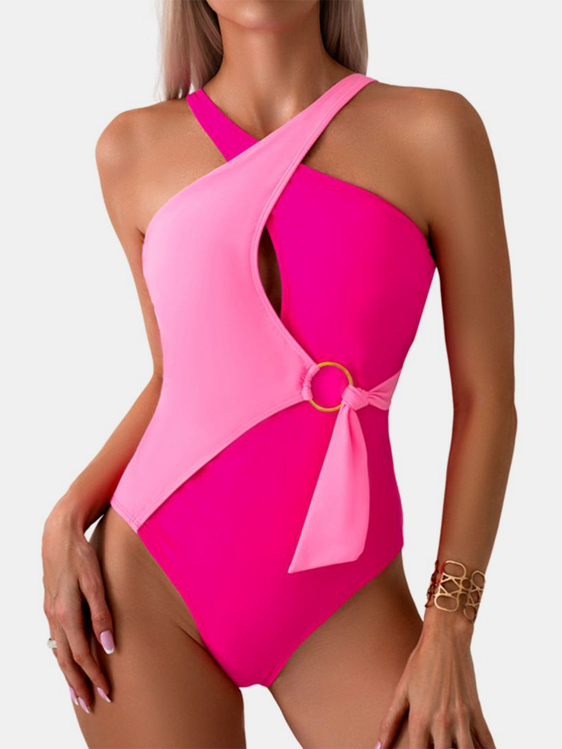 Cutout Contrast Sleeveless One-Piece Swimwear - Babbazon new