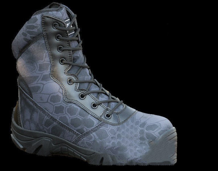 Outdoor hiking boots 