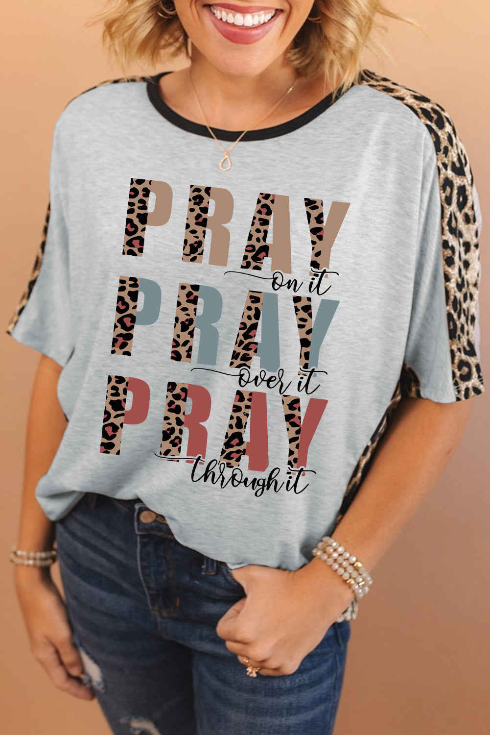 Gray PRAY Slogan Contrast Leopard Graphic Dolman Sleeve Loose T Shirt - Babbazon Graphic Tees